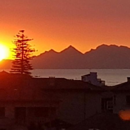 Piso Miracies- Wifi- Parking- Vistas Ria De Vigo Apartment Luaran gambar